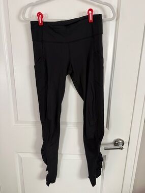 lululemon athletica Black Leggings with Side Pockets